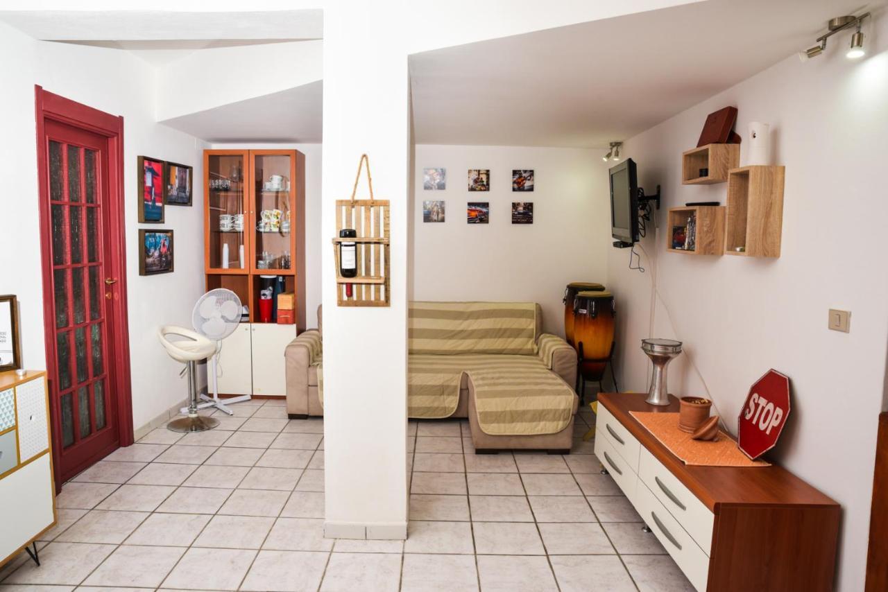 Casa Particular - Casa Vacanze - By Faendho Porto Torres Zewnętrze zdjęcie